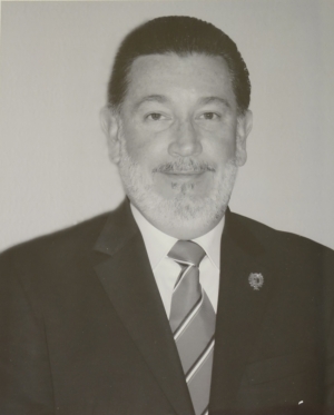 Dr. Francisco Esquivel Ayanegui