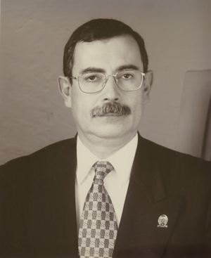 Dr. Luis Uscanga Domínguez